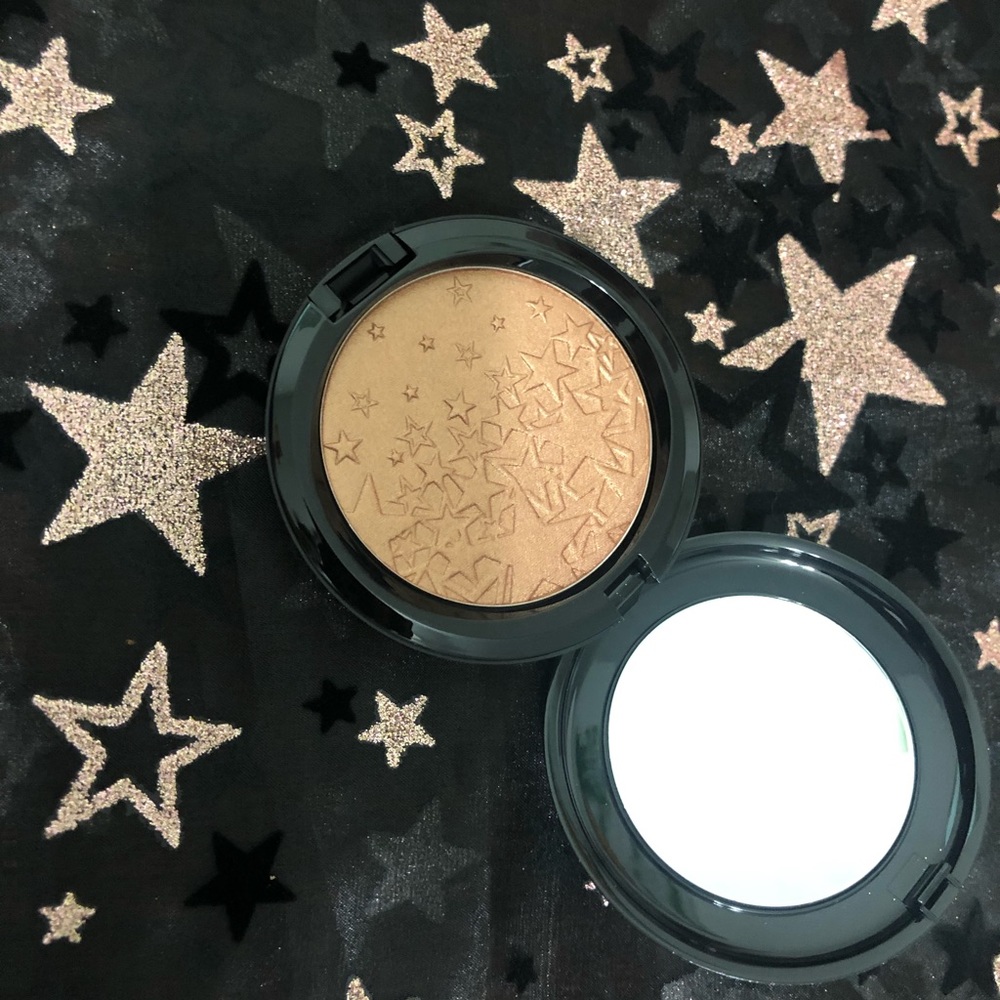 MAC holiday limited edition highlighter.